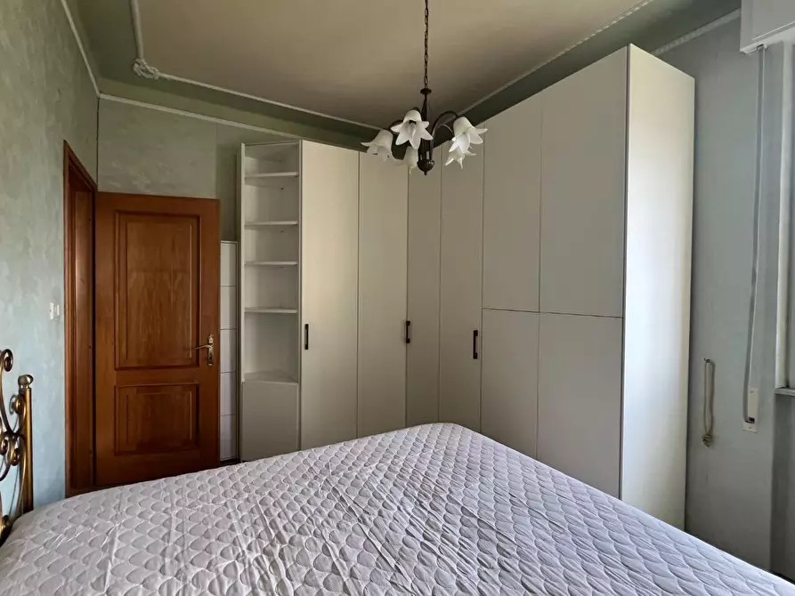 Immagine 25 di Appartamento in vendita  a Carrara