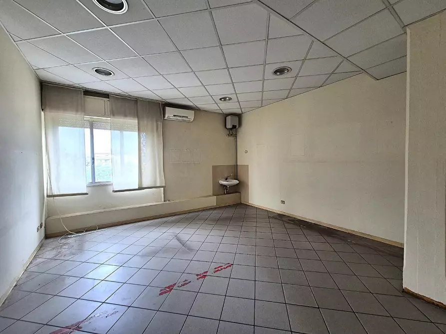 Immagine 22 di Ufficio in vendita  a Castelfranco Di Sotto