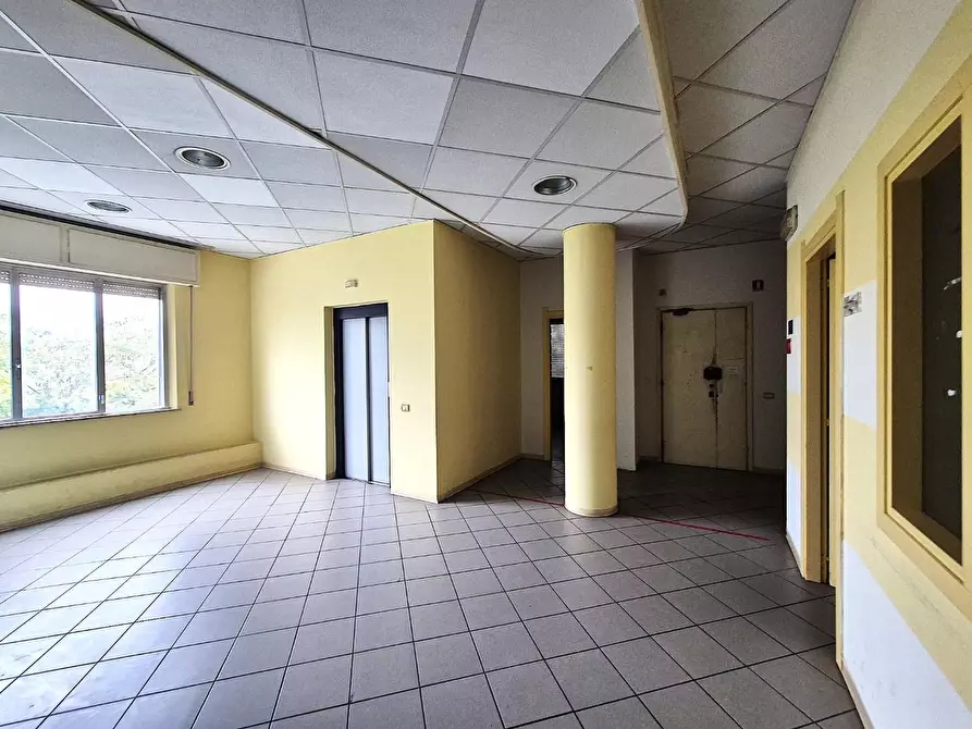 Immagine 13 di Ufficio in vendita  a Castelfranco Di Sotto