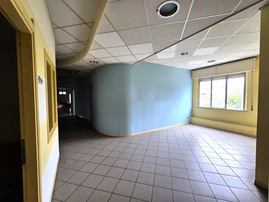 Immagine 12 di Ufficio in vendita  a Castelfranco Di Sotto