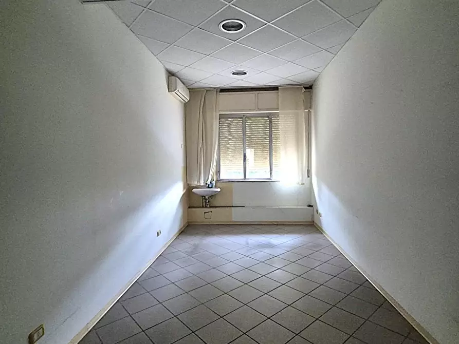 Immagine 18 di Ufficio in vendita  a Castelfranco Di Sotto