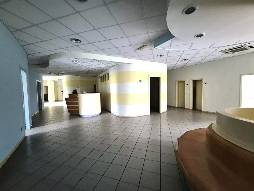 Immagine 8 di Ufficio in vendita  a Castelfranco Di Sotto