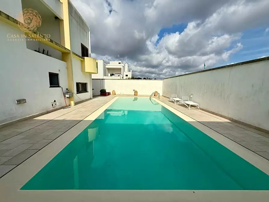 Immagine 5 di Villa in vendita  a Alessano