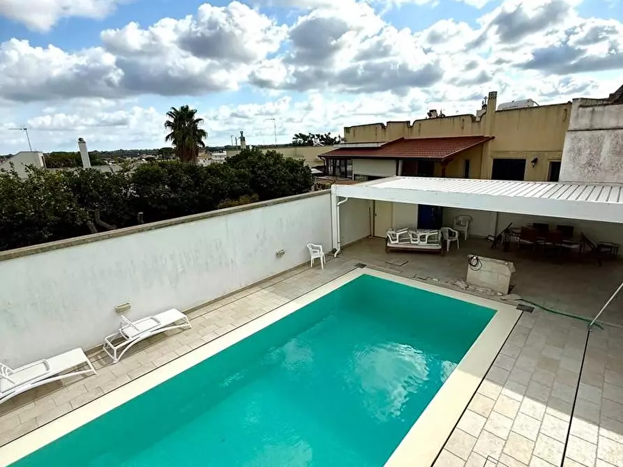 Immagine 20 di Villa in vendita  a Alessano