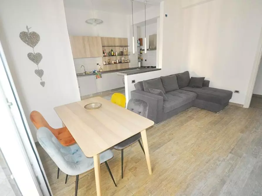 Immagine 10 di Appartamento in affitto  a La Spezia