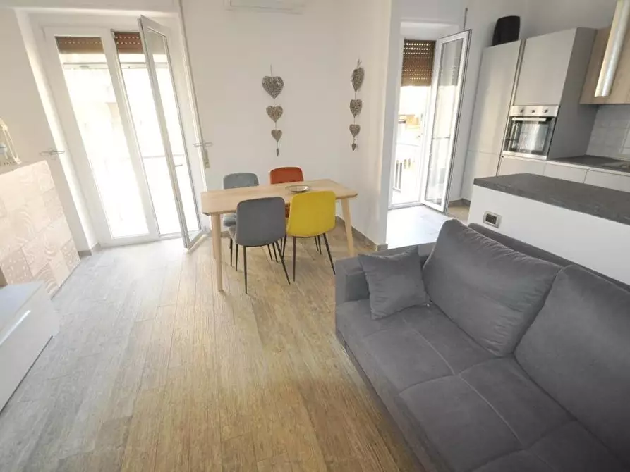 Immagine 9 di Appartamento in affitto  a La Spezia