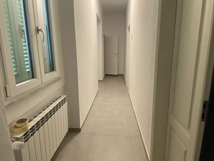 Immagine 11 di Porzione di casa in affitto  a Carrara