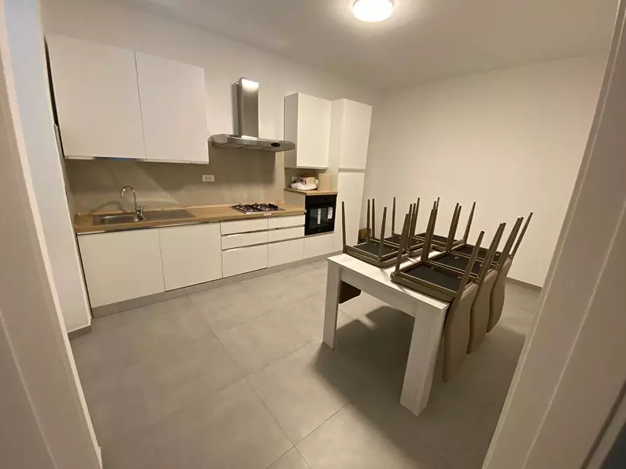 Immagine 1 di Porzione di casa in affitto  a Carrara