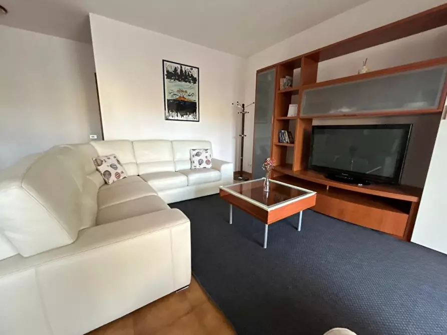 Immagine 2 di Appartamento in affitto  a La Spezia