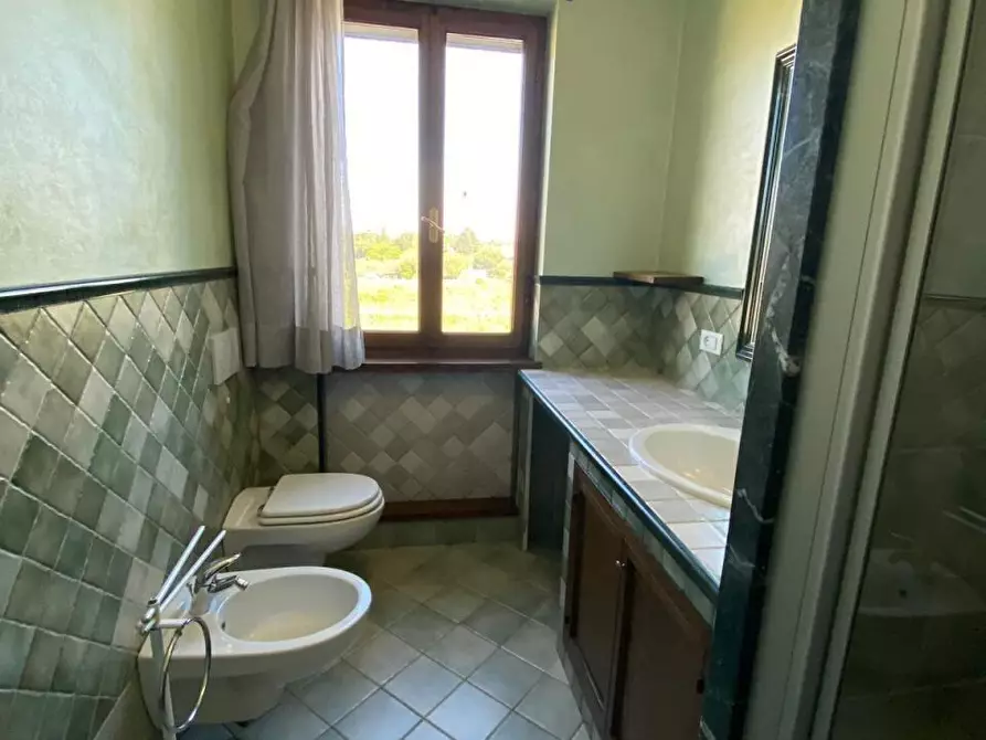 Immagine 21 di Appartamento in vendita  a Castelnuovo Magra