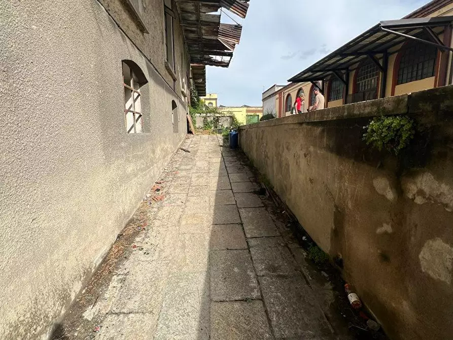 Immagine 56 di Magazzino in vendita  a Chianocco