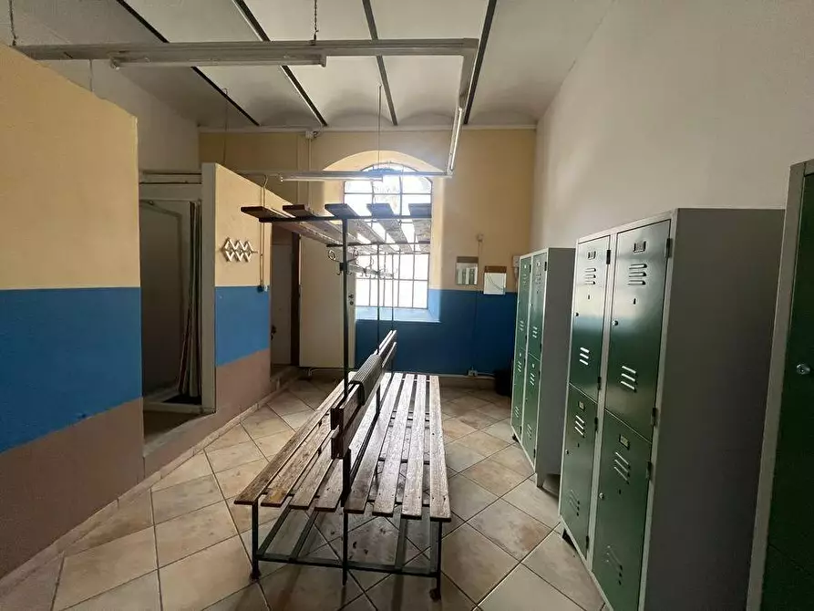 Immagine 24 di Magazzino in vendita  a Chianocco