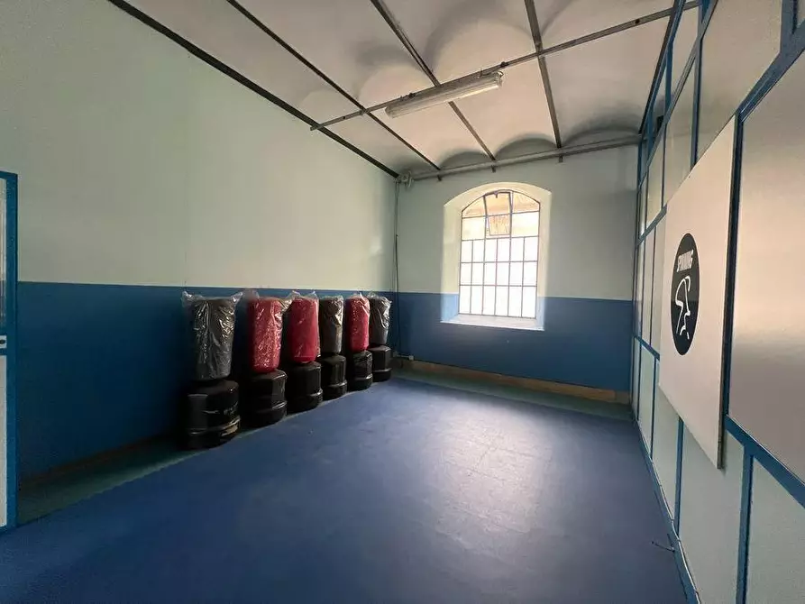 Immagine 32 di Magazzino in vendita  a Chianocco