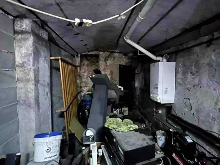 Immagine 50 di Magazzino in vendita  a Chianocco