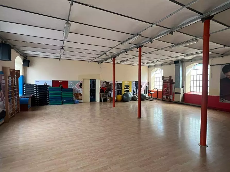 Immagine 42 di Magazzino in vendita  a Chianocco