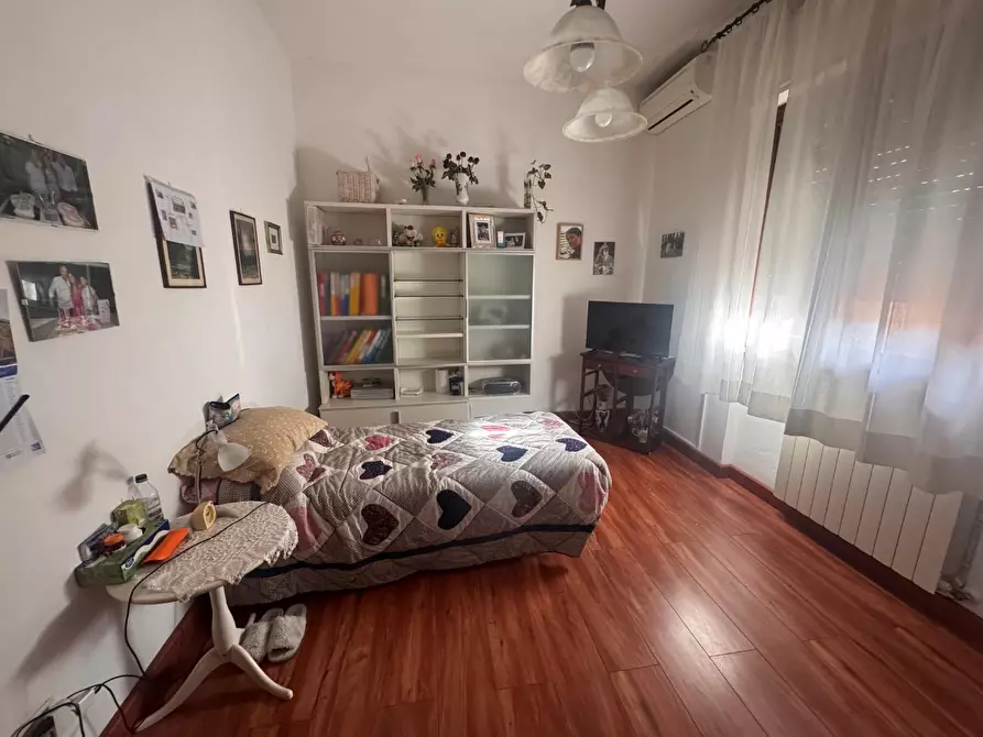 Immagine 5 di Villa in vendita  a Pisa