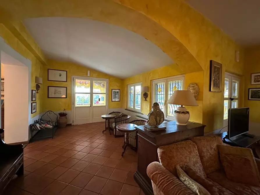 Immagine 43 di Albergo/B&B/Residence in vendita  a Lerici