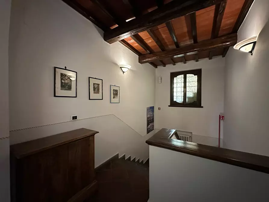 Immagine 13 di Albergo/B&B/Residence in vendita  a Lerici