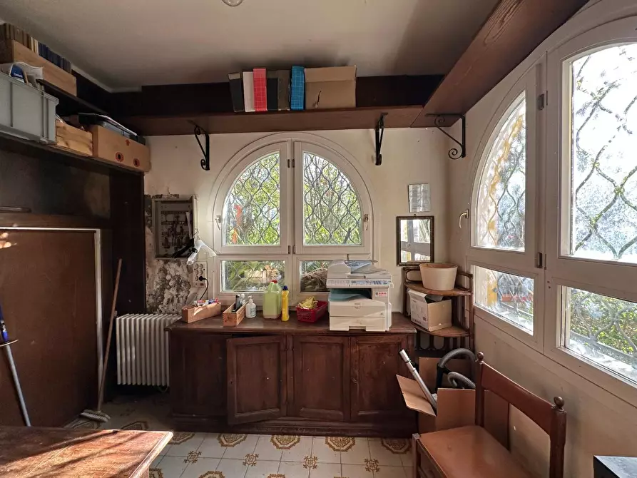 Immagine 35 di Albergo/B&B/Residence in vendita  a Lerici