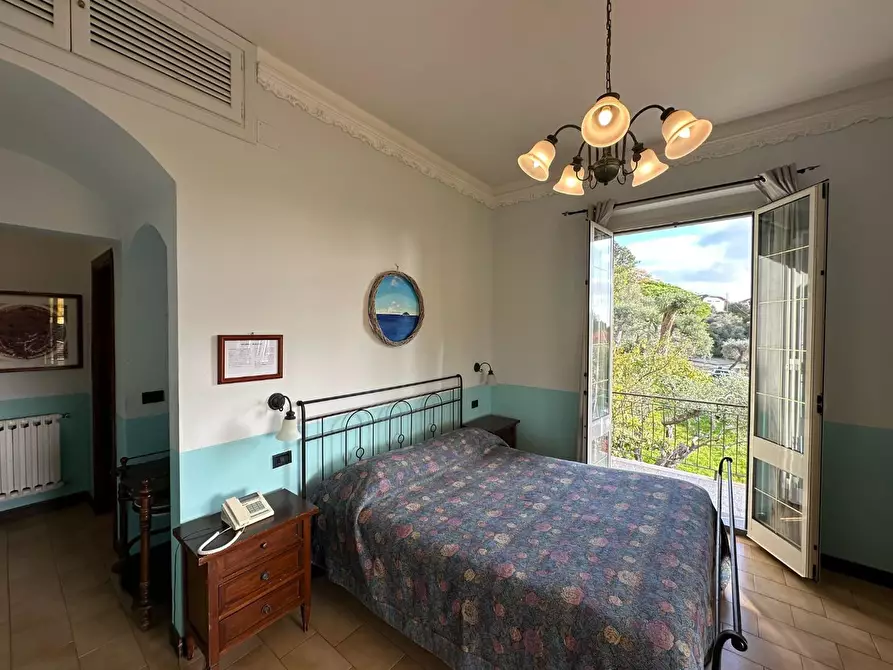 Immagine 27 di Albergo/B&B/Residence in vendita  a Lerici