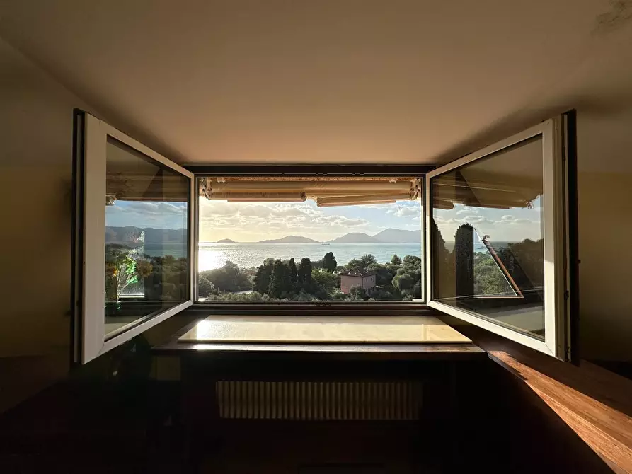 Immagine 3 di Albergo/B&B/Residence in vendita  a Lerici