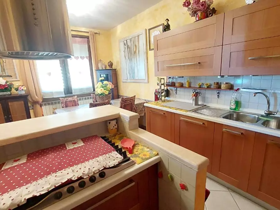 Immagine 6 di Appartamento in vendita  a Pontedera