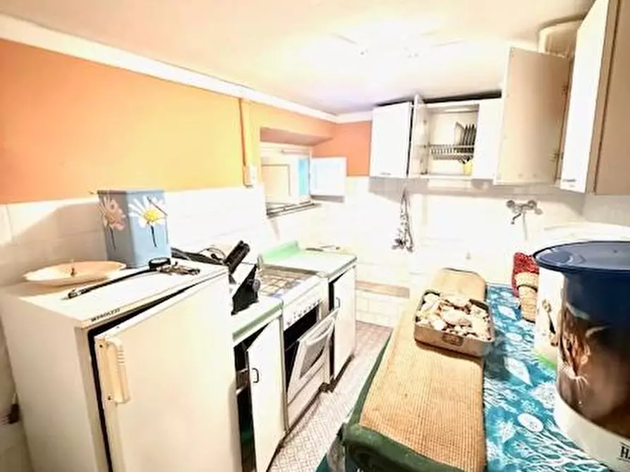 Immagine 21 di Casa indipendente in vendita  a Camaiore