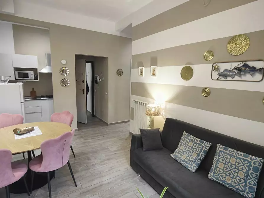 Immagine 2 di Appartamento in vendita  a Pisa