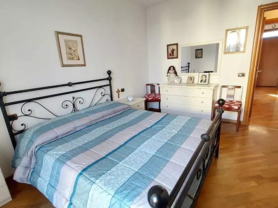 Immagine 7 di Appartamento in vendita  a Pontedera