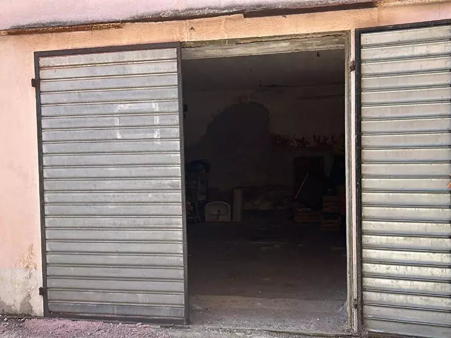 Immagine 12 di Casa indipendente in vendita  a Luogosanto