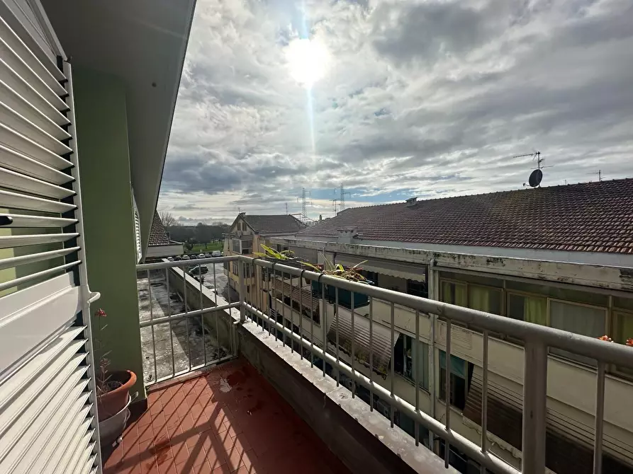 Immagine 20 di Mansarda in vendita  a Viareggio