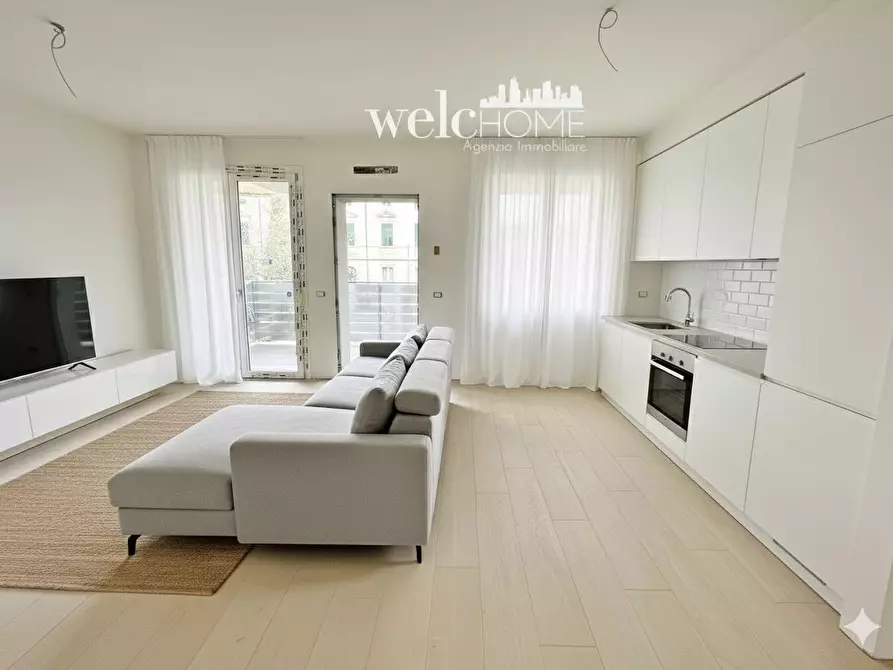 Immagine 1 di Appartamento in vendita  a Campi Bisenzio