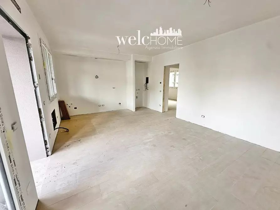 Immagine 29 di Appartamento in vendita  a Campi Bisenzio