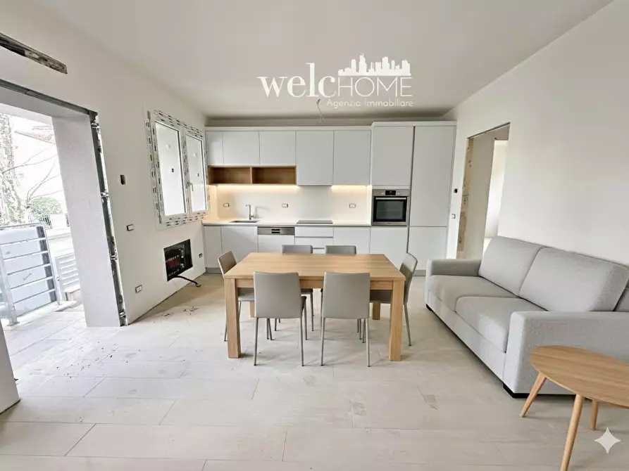 Immagine 20 di Appartamento in vendita  a Campi Bisenzio