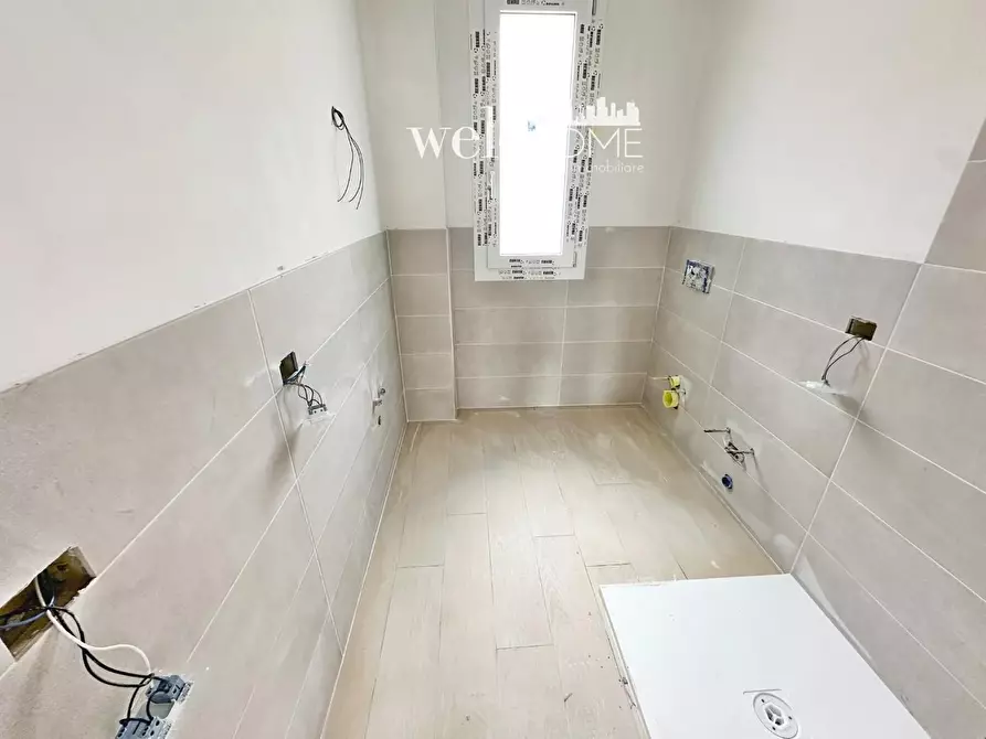 Immagine 15 di Appartamento in vendita  a Campi Bisenzio