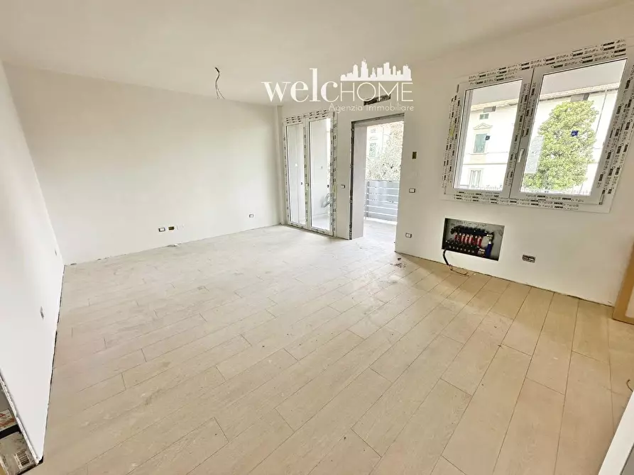 Immagine 32 di Appartamento in vendita  a Campi Bisenzio