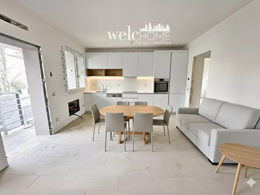 Immagine 5 di Appartamento in vendita  a Campi Bisenzio