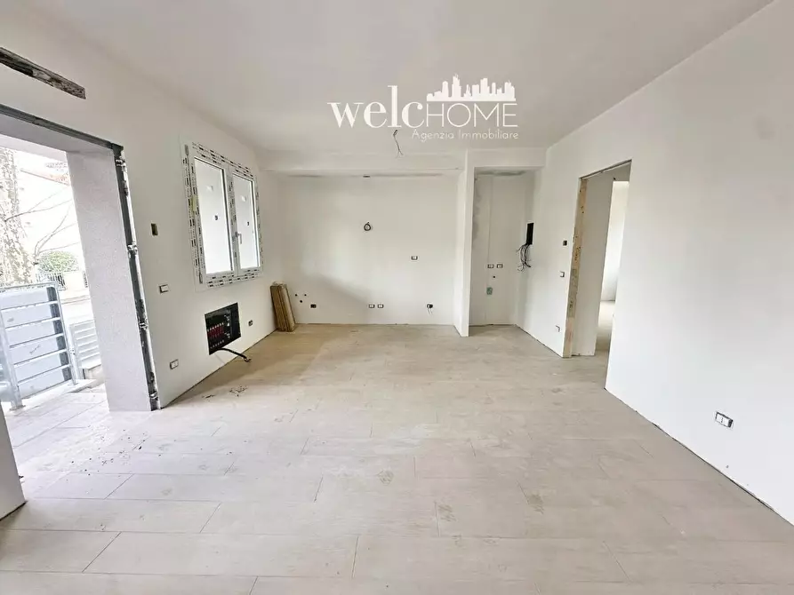 Immagine 28 di Appartamento in vendita  a Campi Bisenzio