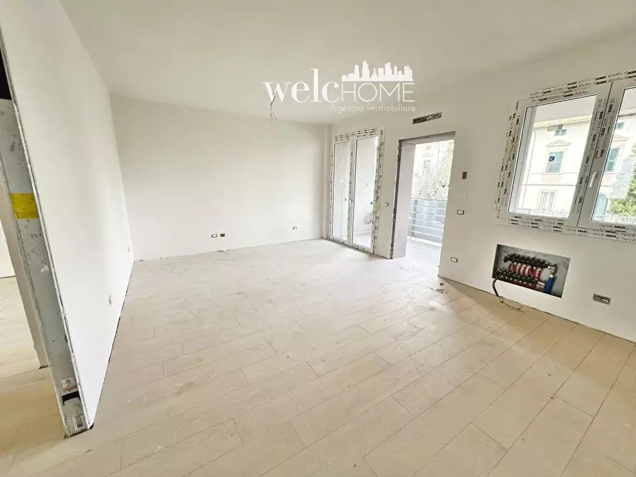 Immagine 26 di Appartamento in vendita  a Campi Bisenzio