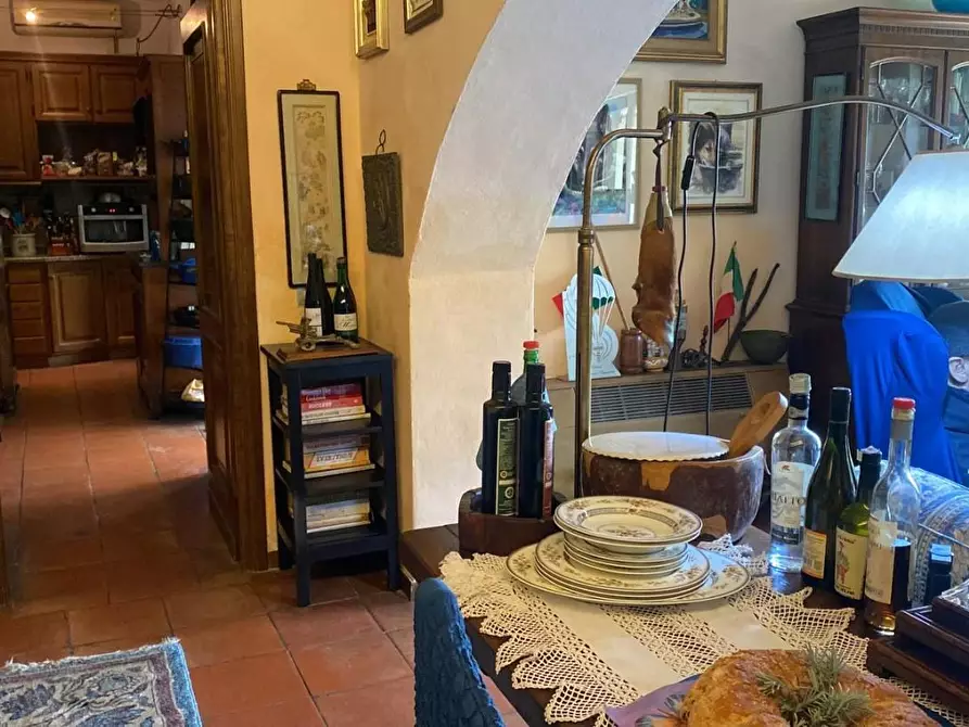 Immagine 16 di Casa colonica in vendita  a Collesalvetti