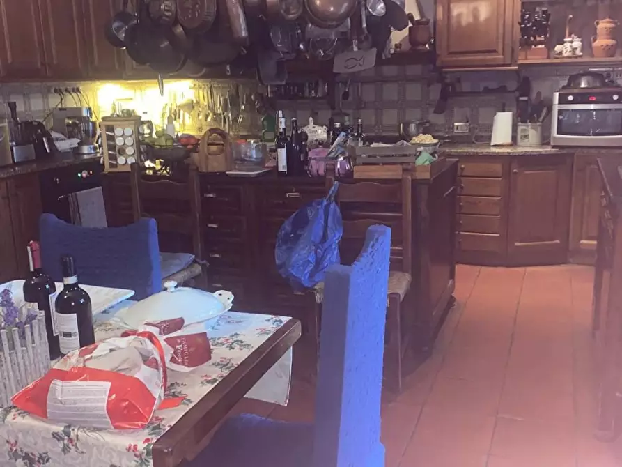 Immagine 30 di Casa colonica in vendita  a Collesalvetti