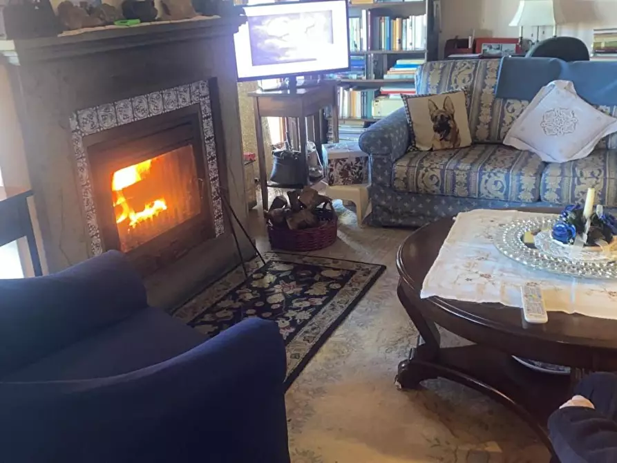 Immagine 27 di Casa colonica in vendita  a Collesalvetti