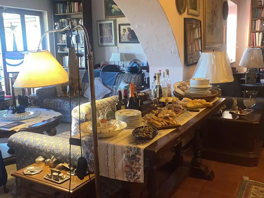 Immagine 34 di Casa colonica in vendita  a Collesalvetti