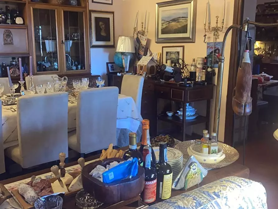 Immagine 32 di Casa colonica in vendita  a Collesalvetti