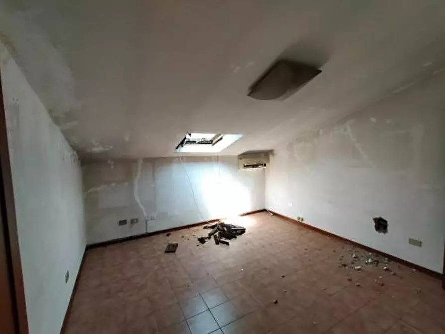 Immagine 5 di Villa in vendita  a Viareggio