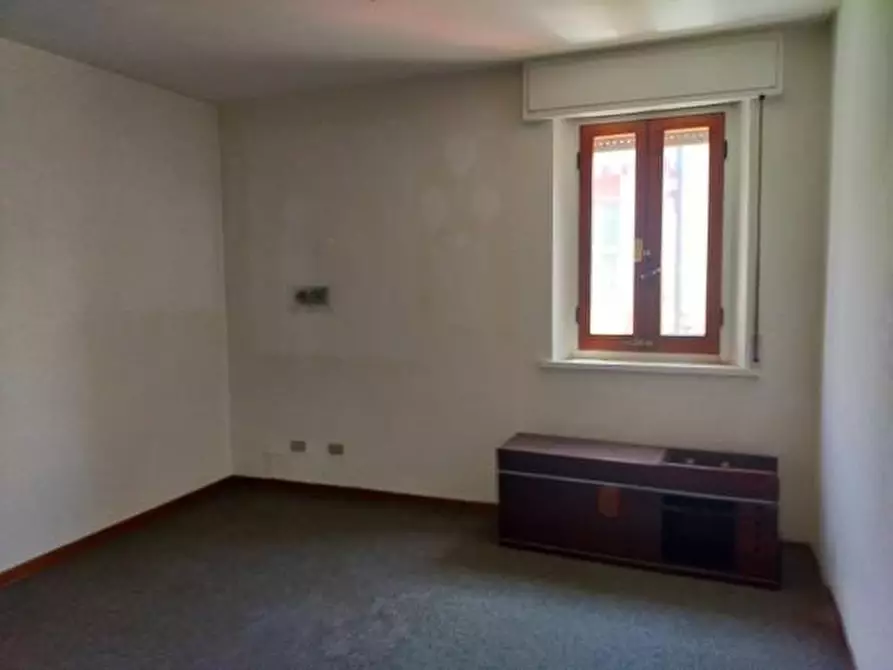 Immagine 11 di Villa in vendita  a Viareggio