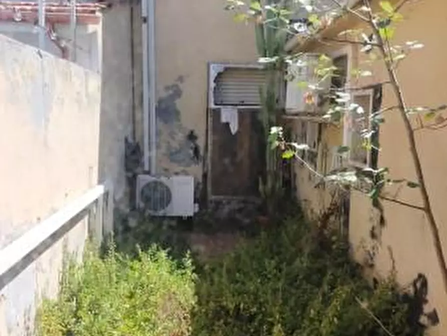 Immagine 17 di Villa in vendita  a Viareggio