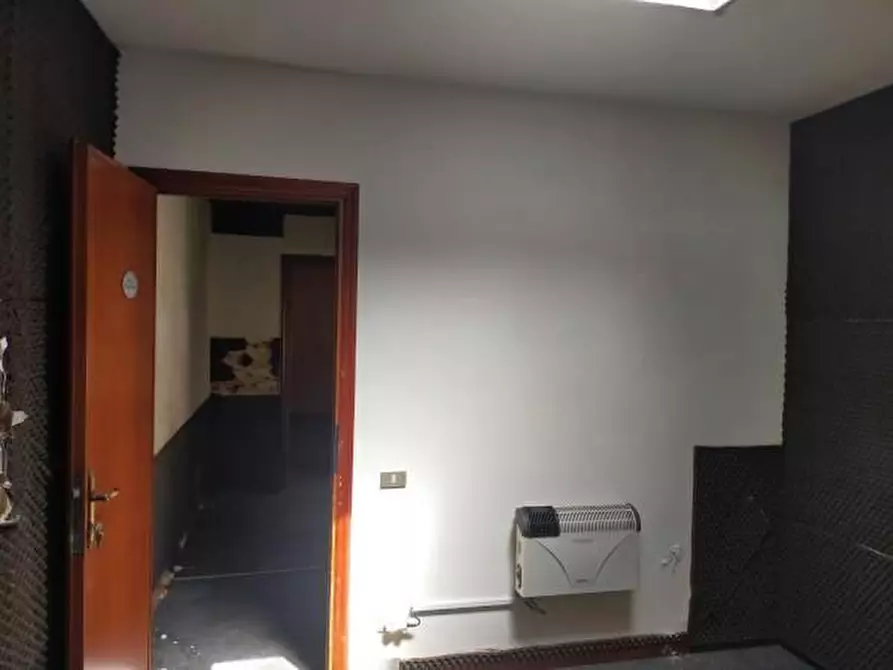 Immagine 19 di Villa in vendita  a Viareggio