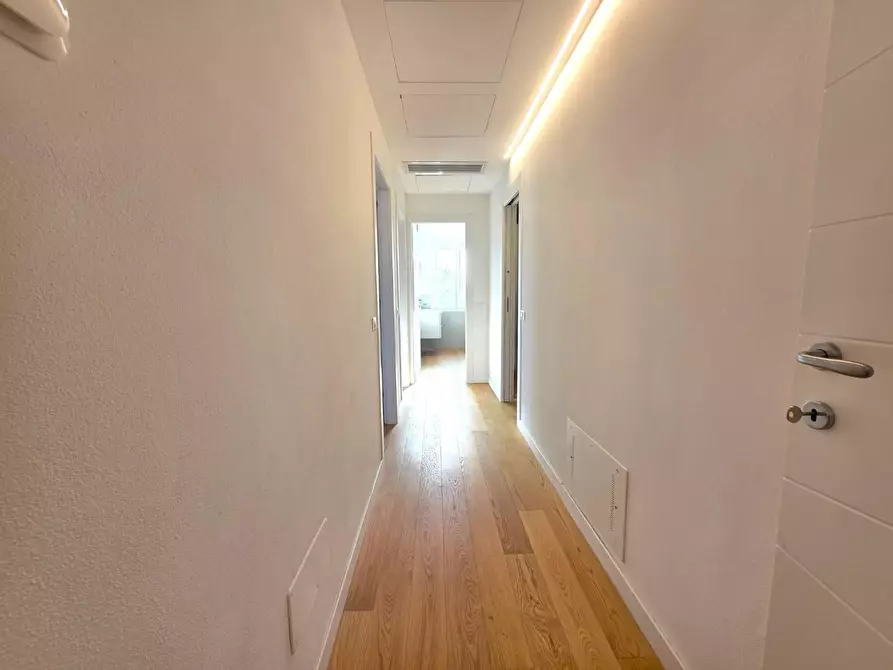 Immagine 14 di Appartamento in vendita  a Massa