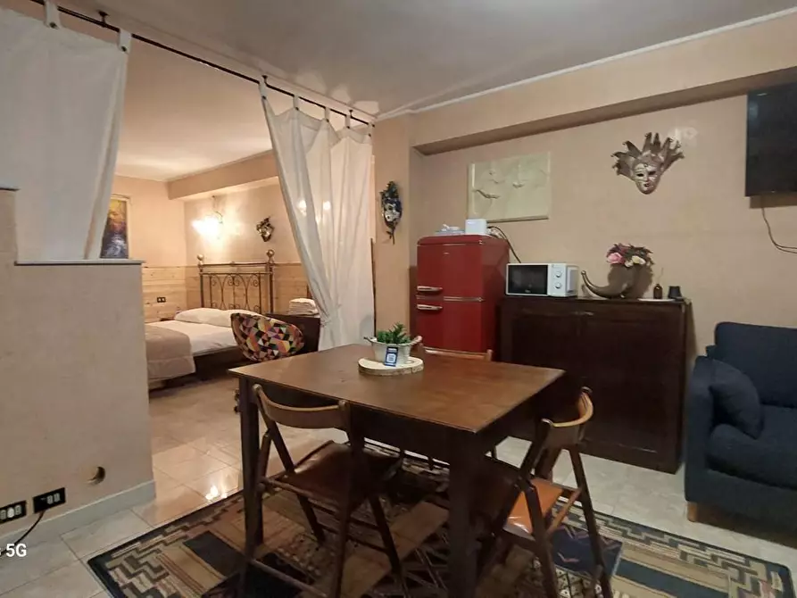 Immagine 2 di Appartamento in affitto  a Livorno